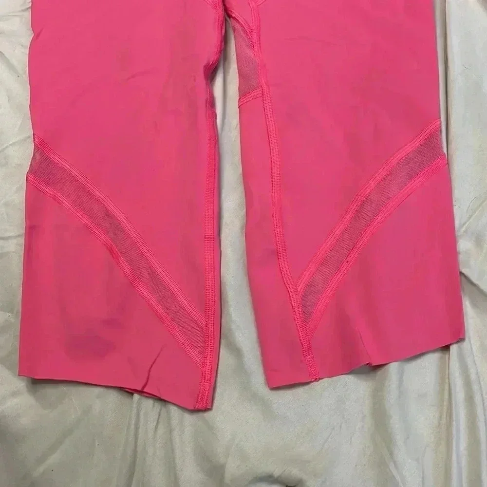 Lululemon on pace crop 21”